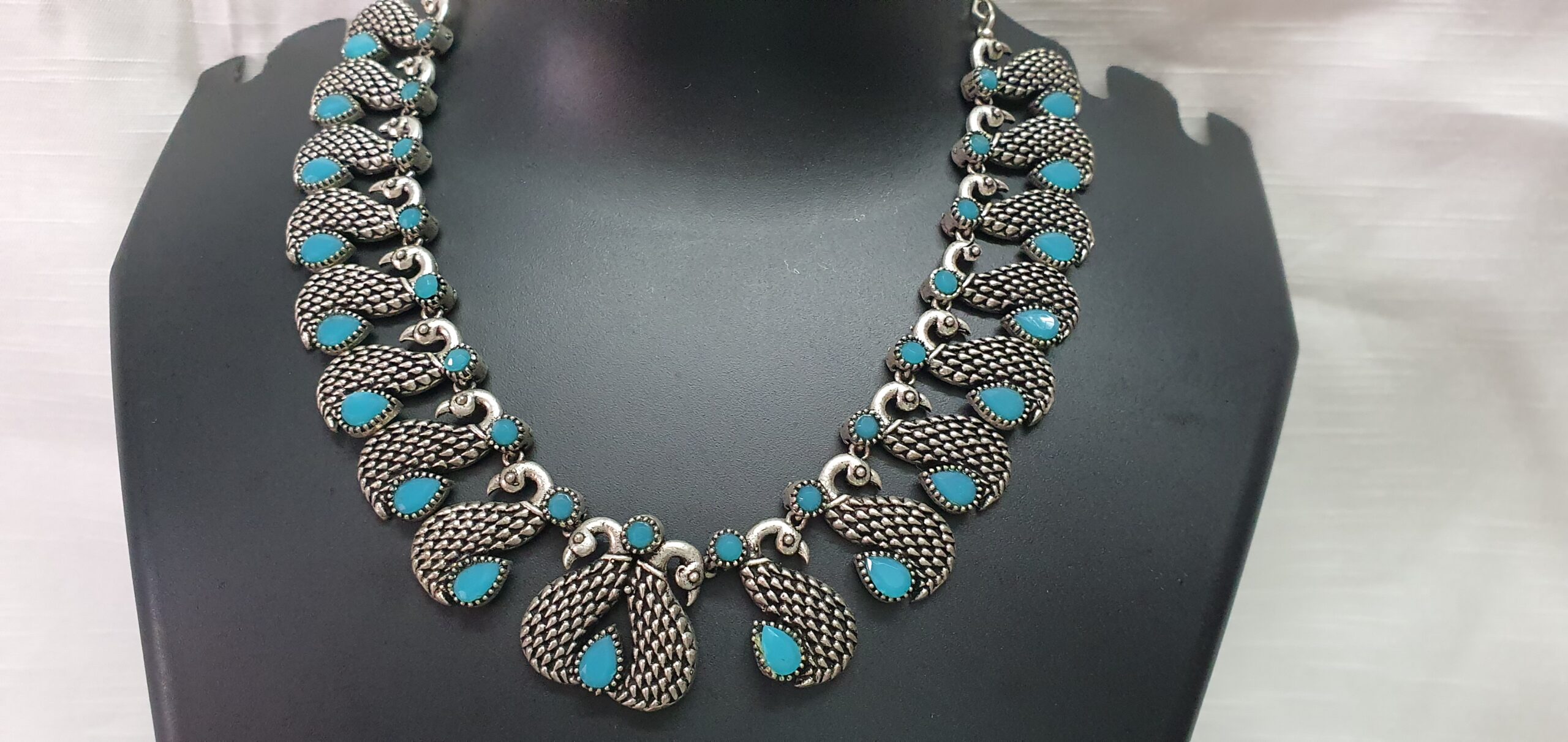 Glamvila Light Blue Stone Jewellery - Image 4