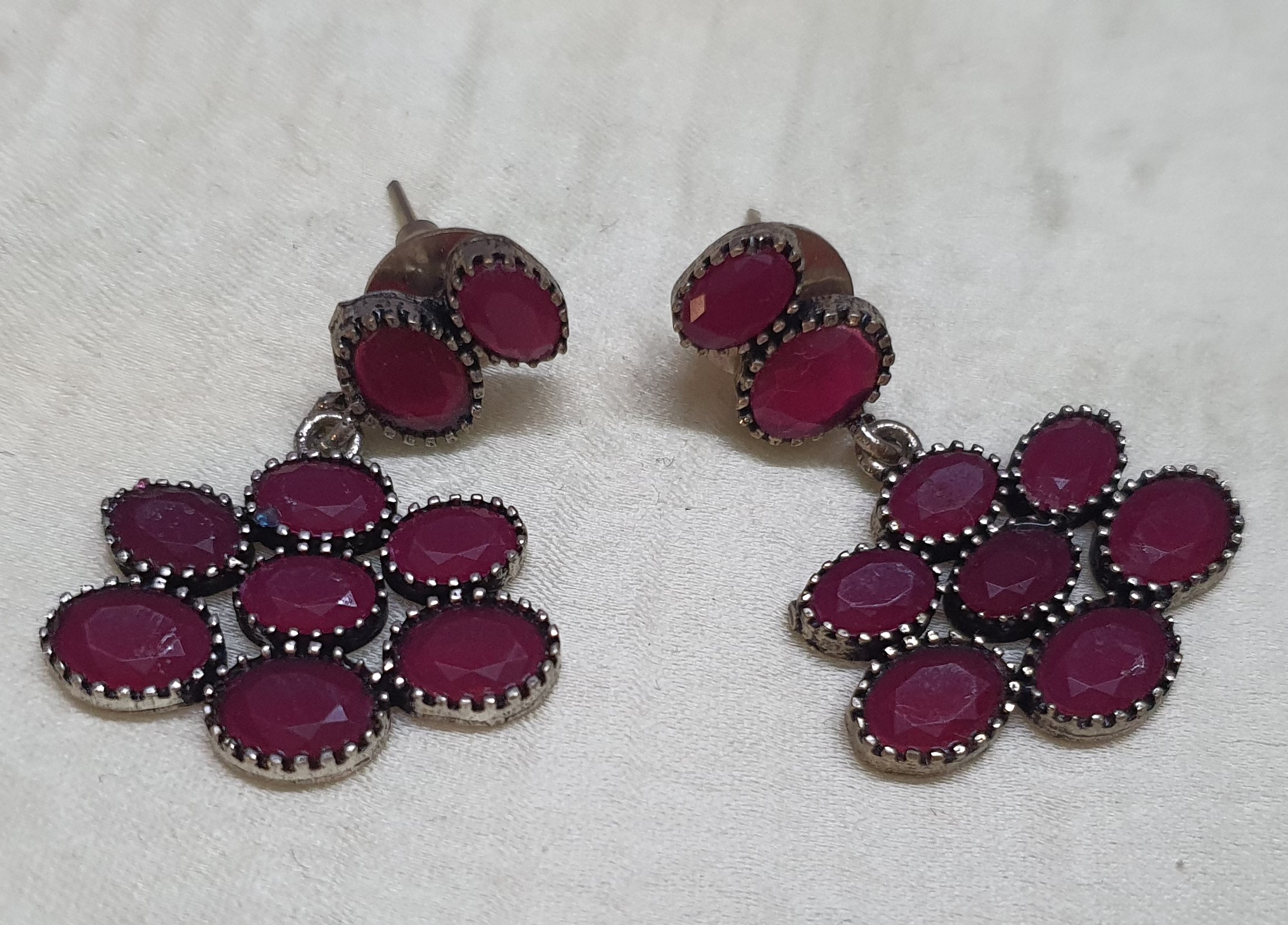 Glamvila Pink stone Designer Jewellery - Image 3