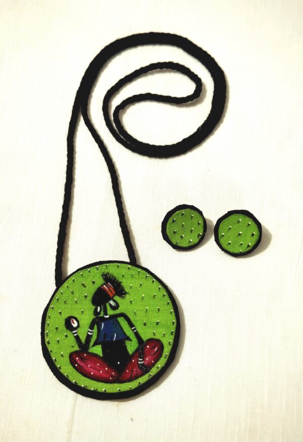 Glamvila Handpainted Fabric Jewellery - Image 5