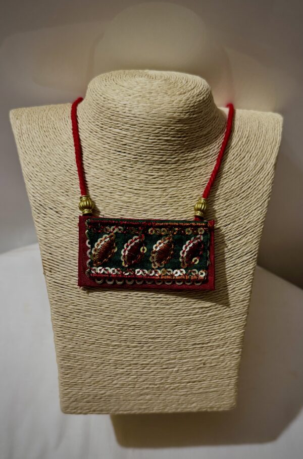 Glamvila Handcrafted Traditional Necklace Set with Earrings, Red and Green Embroidered Design - Image 2