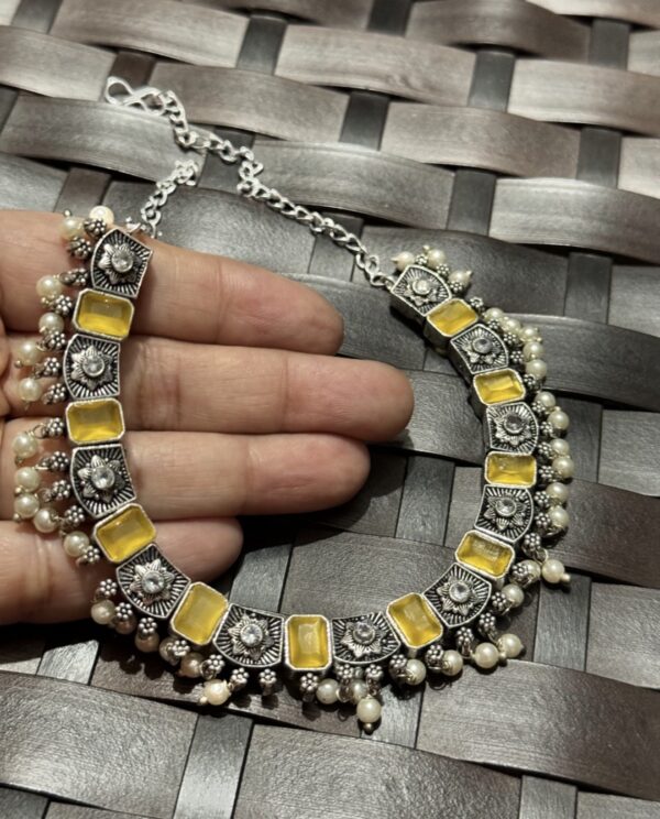 Elegant Golden Stone sJewellery Set - Image 2