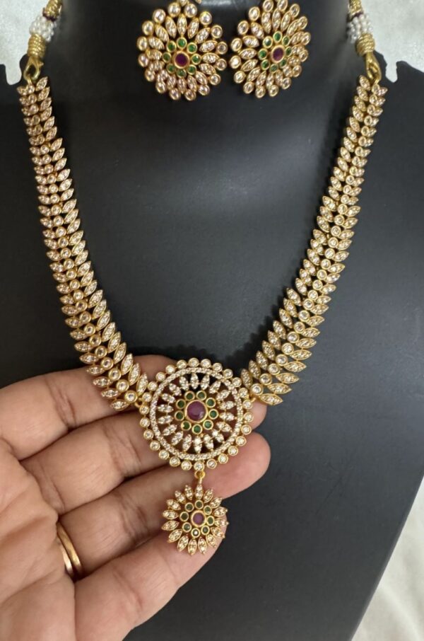 Glamvila AD Stone Jewellery Set - Image 6
